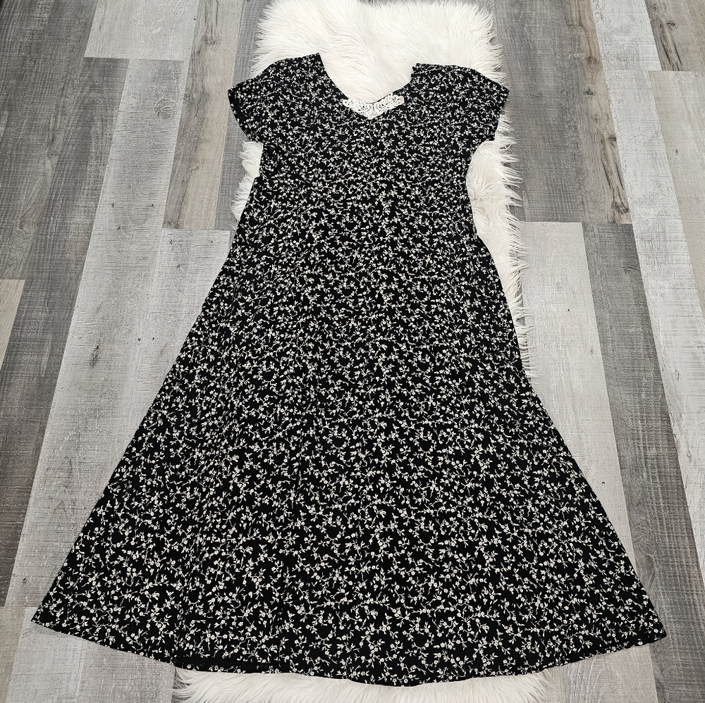 VINTAGE FLORAL  90'S DITSY BOHO  SHORT SLEEVE SCOOP NECK  MIDI/MAXI DRESS - Picture 6 of 15